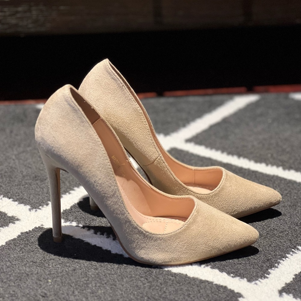 Fashion Nova Nude Stiletto Heel (Pointed Toe)
